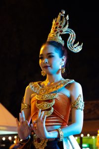 Plesačica na Tajlandu
